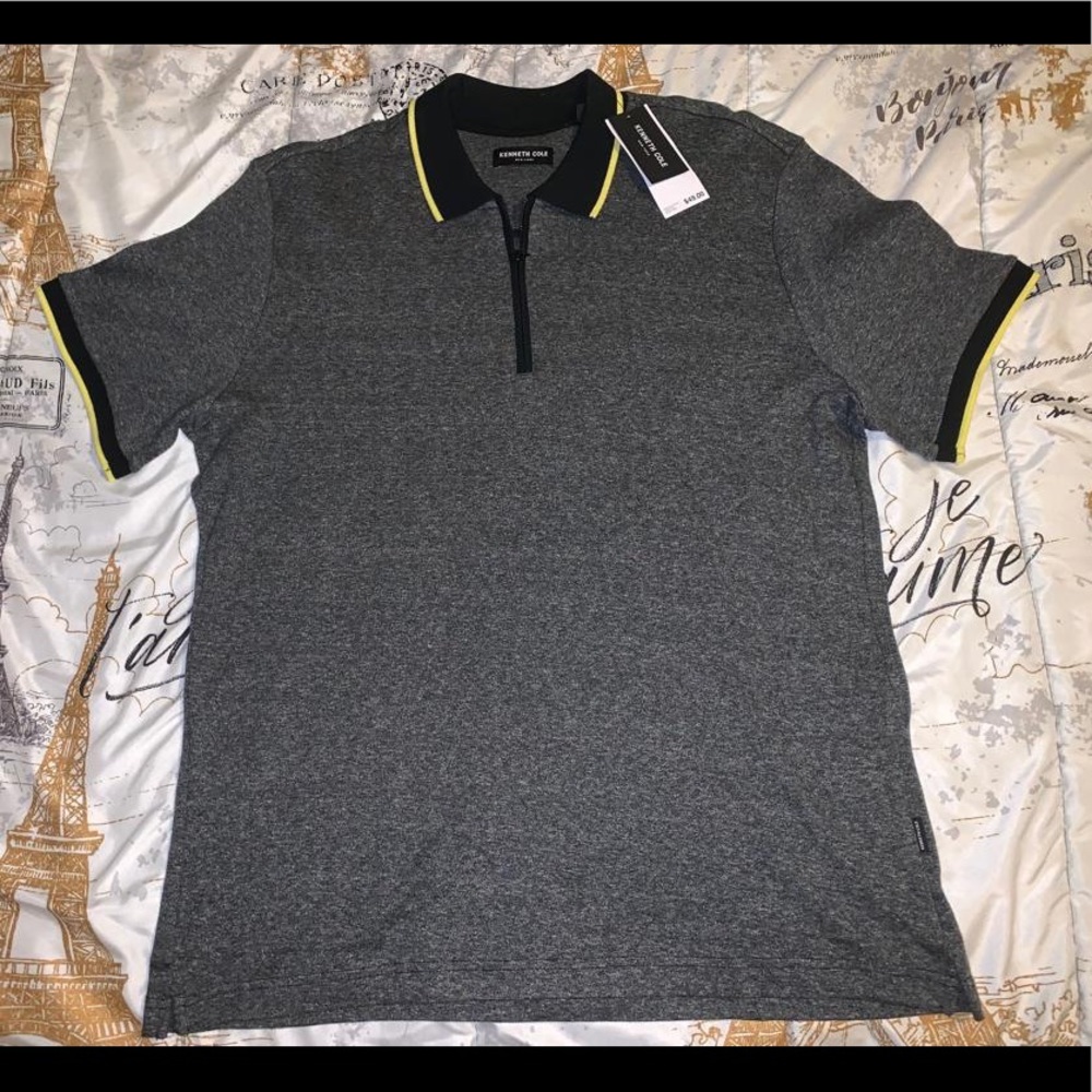 Men Kenneth Cole polo shirt